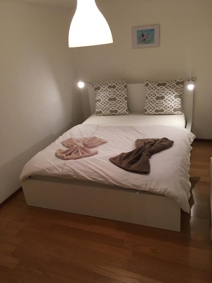 Parking Voiture & Appartement 2Pcs Lausanne Centre Eksteriør billede